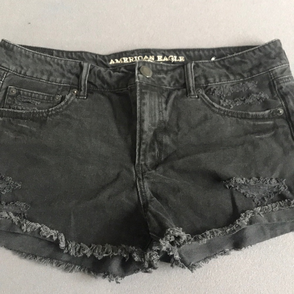 WORN ONCE black jean shorts